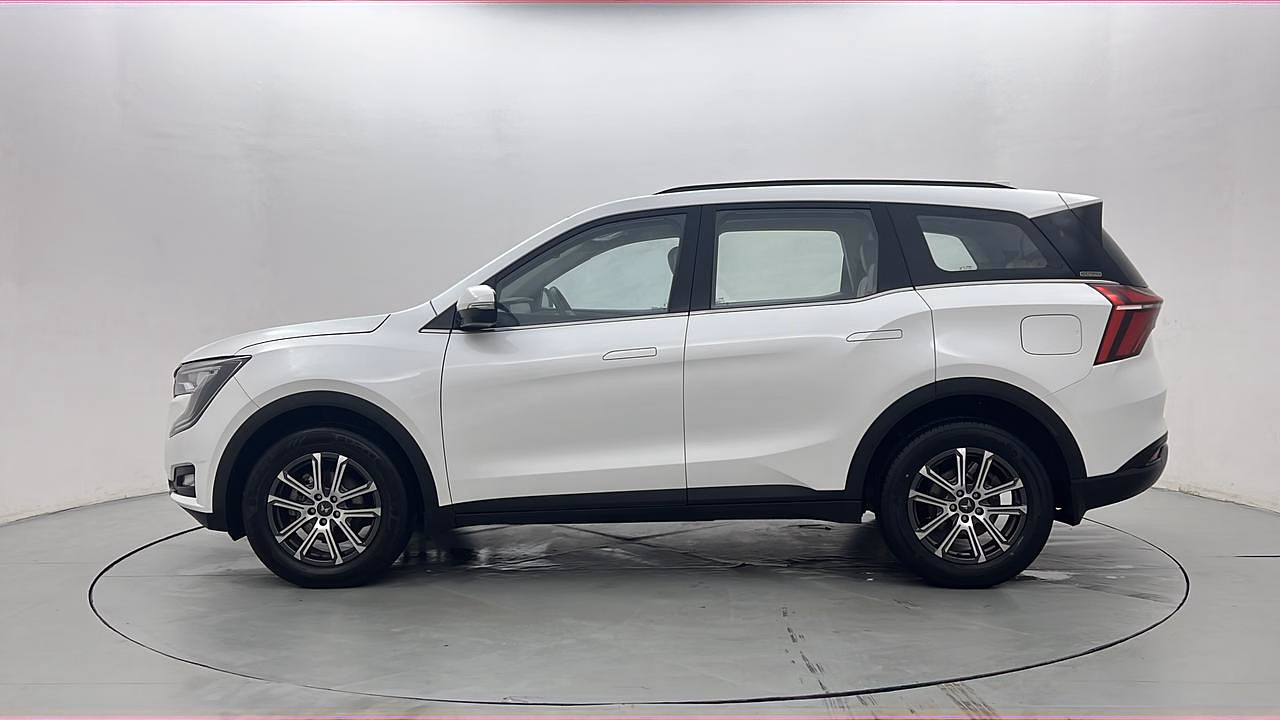 Mahindra XUV700