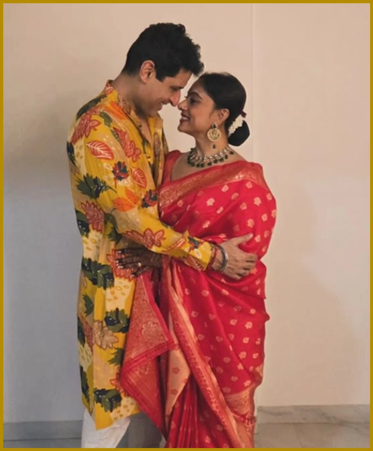 Shakti Anand Celebrates 21 Years of Marriage with Sai Deodhar