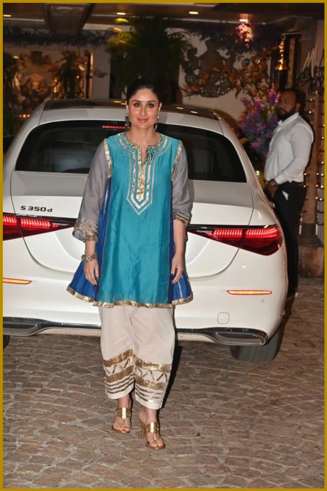 Kareena Kapoor stuns in traditional look at Sonam's ceremony!