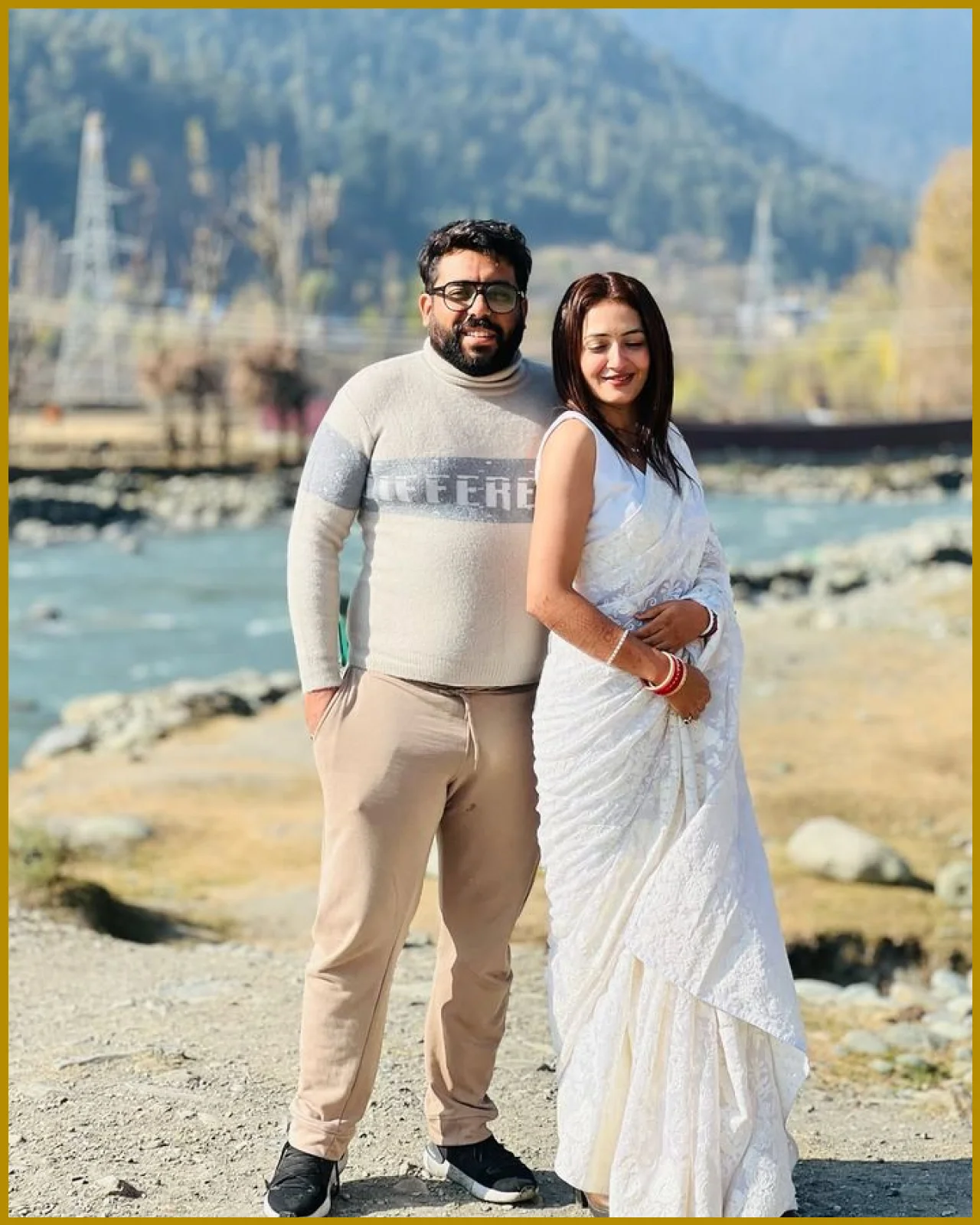 "Rose Day Drama: Vada Pav Girl Trolled Over Mystery Man!"