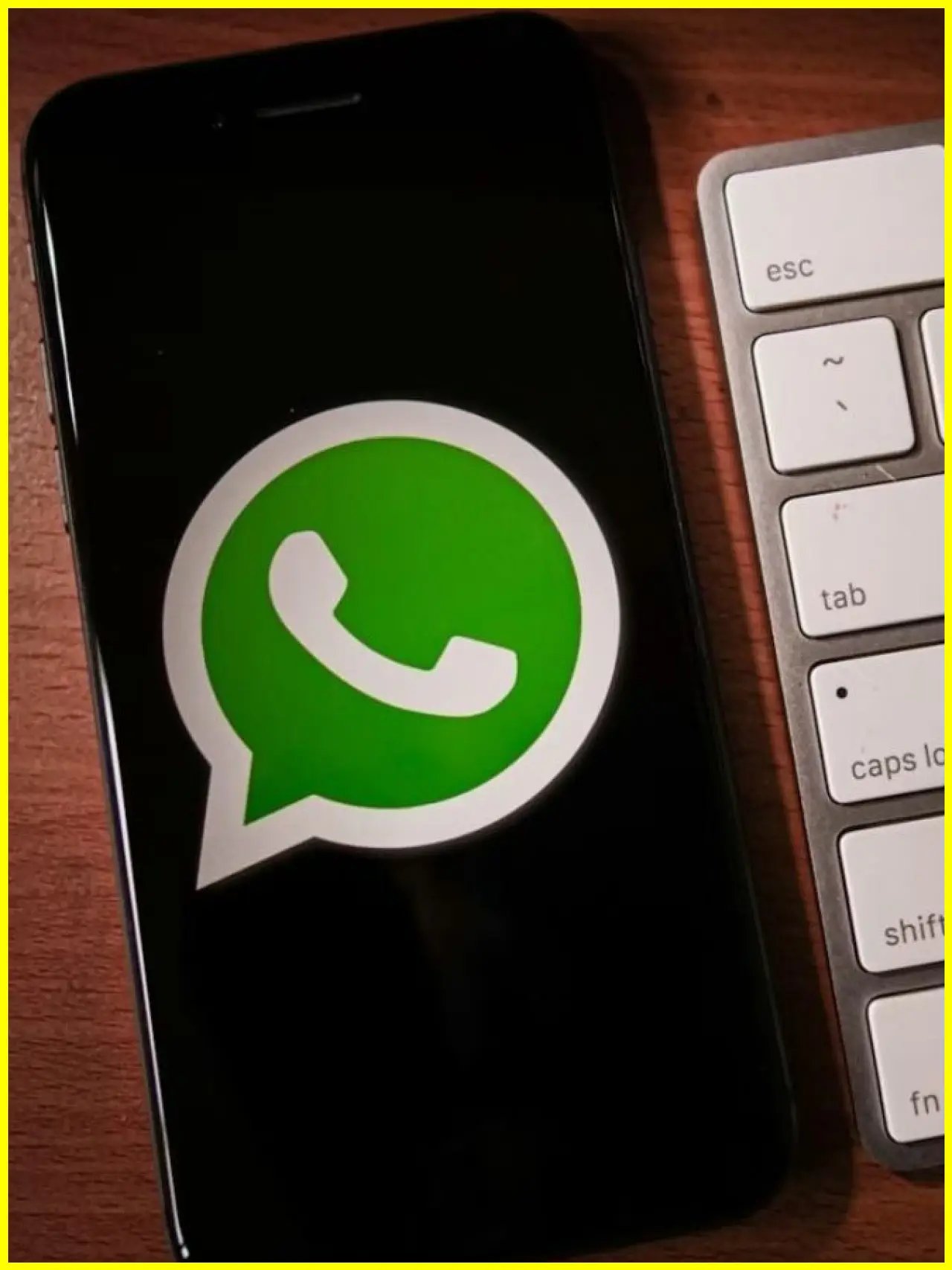 WhatsApp's big move: Chatting without phone numbers!