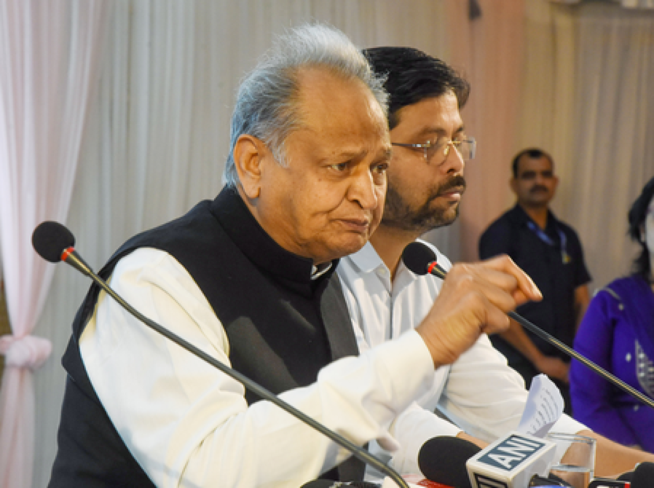 Ashok Gehlot Calls for Changes in Rajya Sabha Voting Rules Amid Cross Voting Controversy