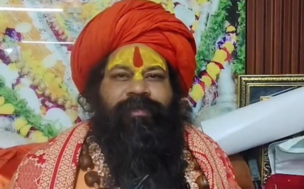 Ayodhya Saints Express Outrage Over Iftar Party on Ganges