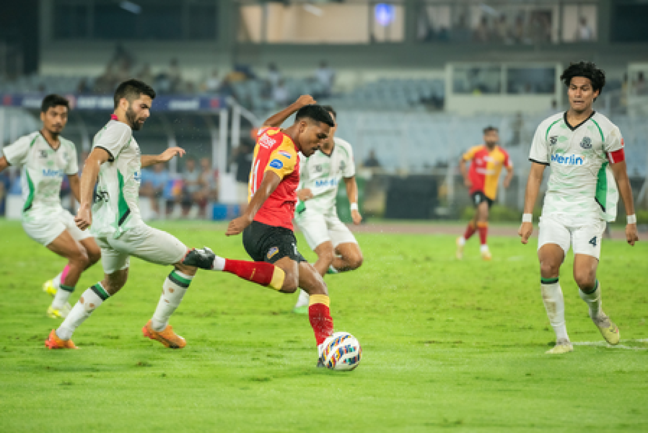East Bengal Triumphs Over Mohun Bagan with Historic 7-0 Victory in Kolkata Derby
