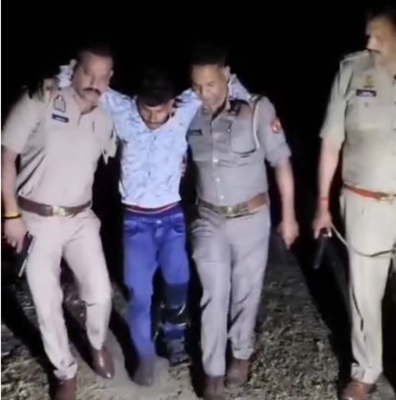 Encounter in Farrukhabad: Robber Arrested, Head Constable Injured