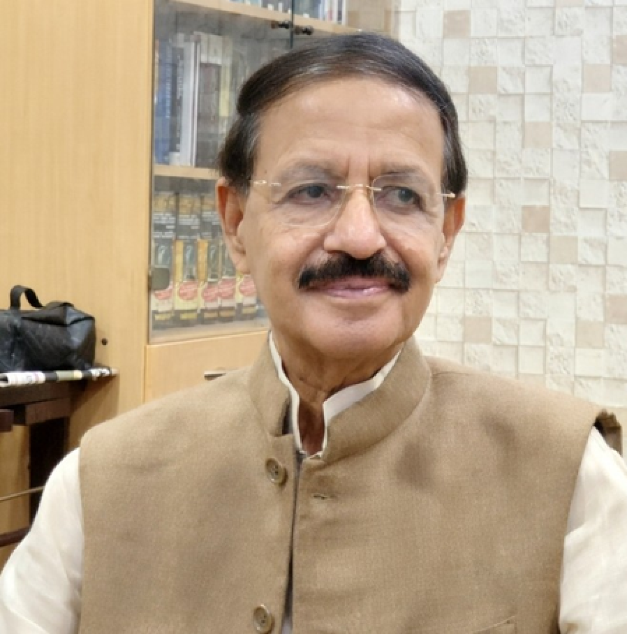 Muhammad Rasheed Alvi Excise Duty Cut on Fuel: Congress Leader Rashid Alvi Questions Impact ...