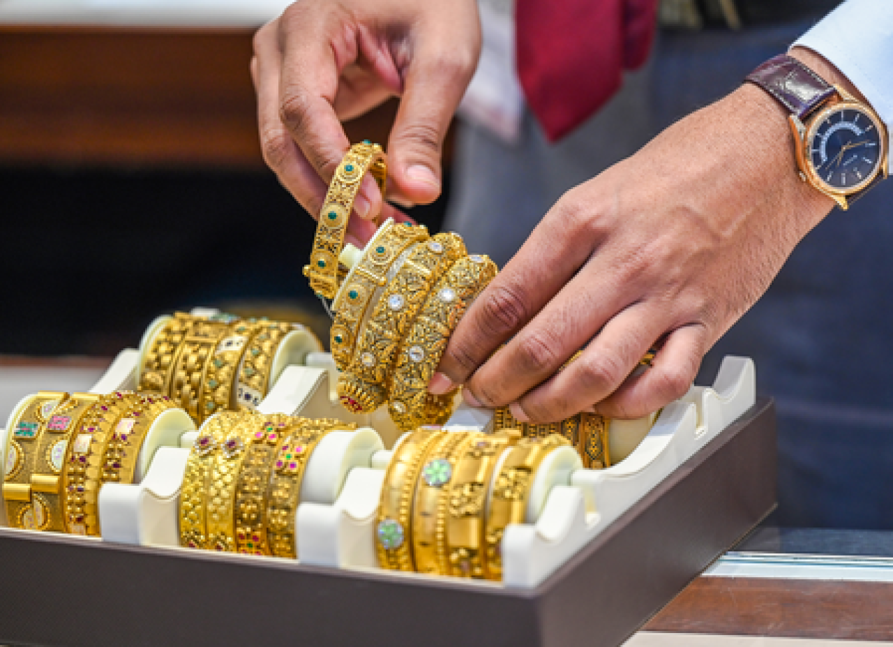 Gold and Silver Prices Plummet Amid Rising Tensions in West Asia