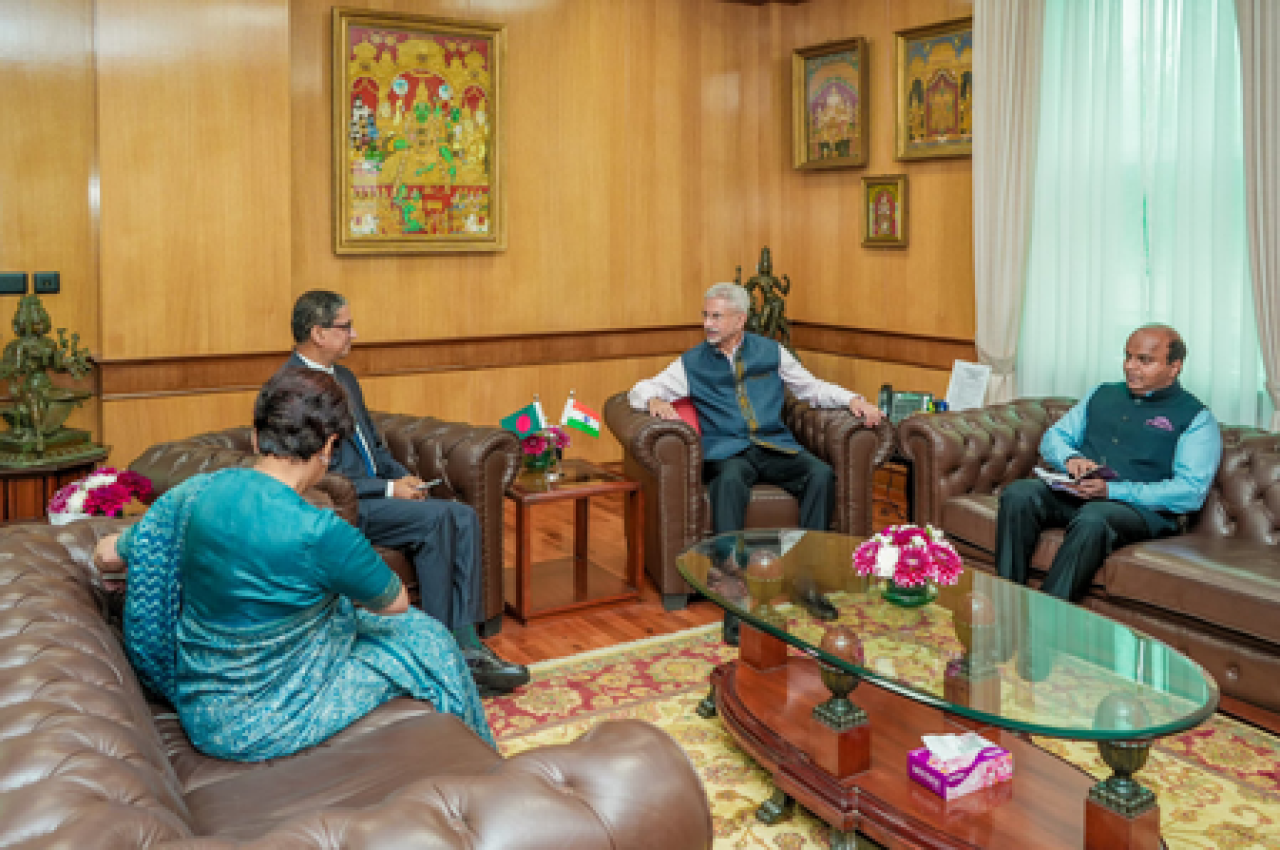 India and Bangladesh Strengthen Ties Amid Energy Support Discussions