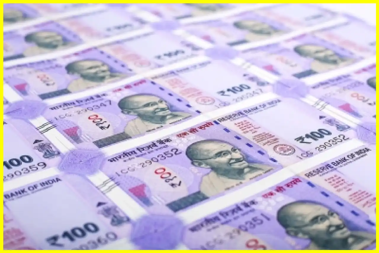 Indian Rupee Falls to Record Low Against Dollar Amid Middle East Tensions