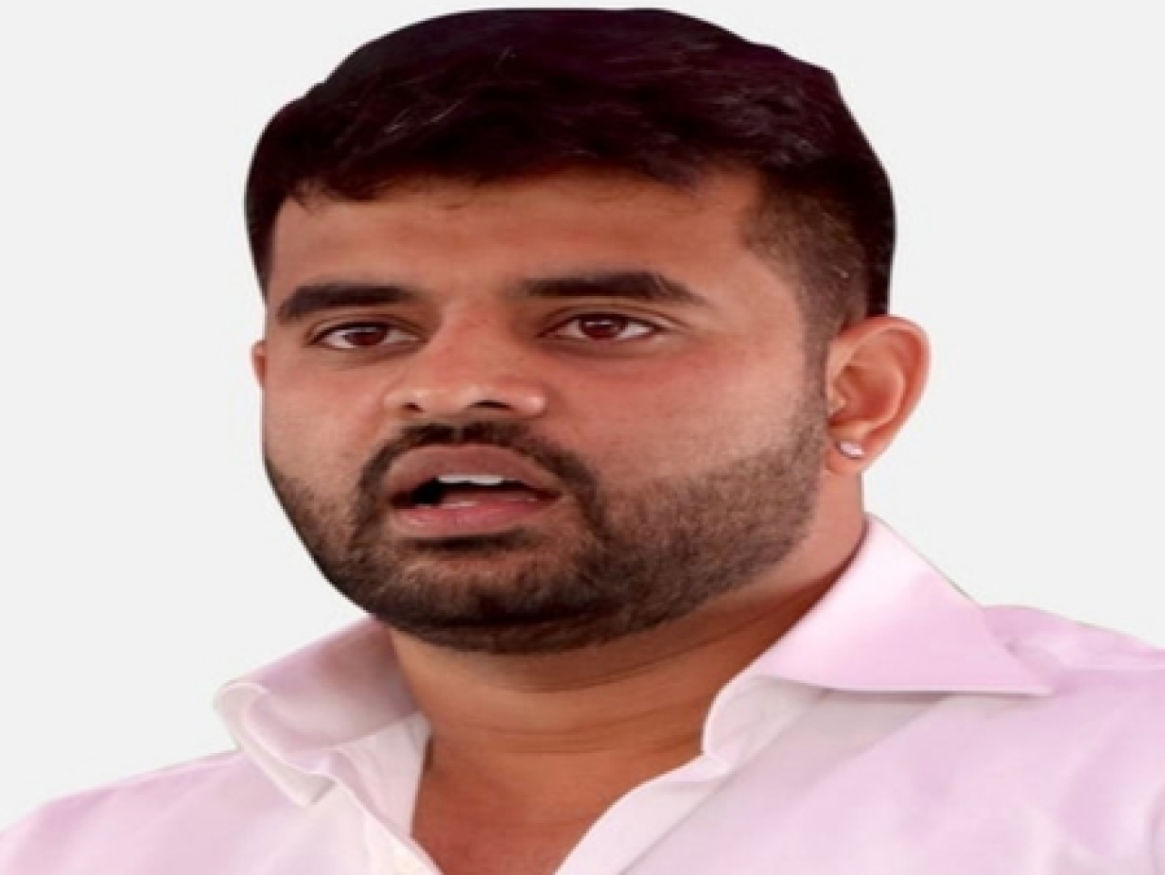 JD(S) Legislator Questions Inclusion of Party Workers in Prashanth Revannas Charge Sheet