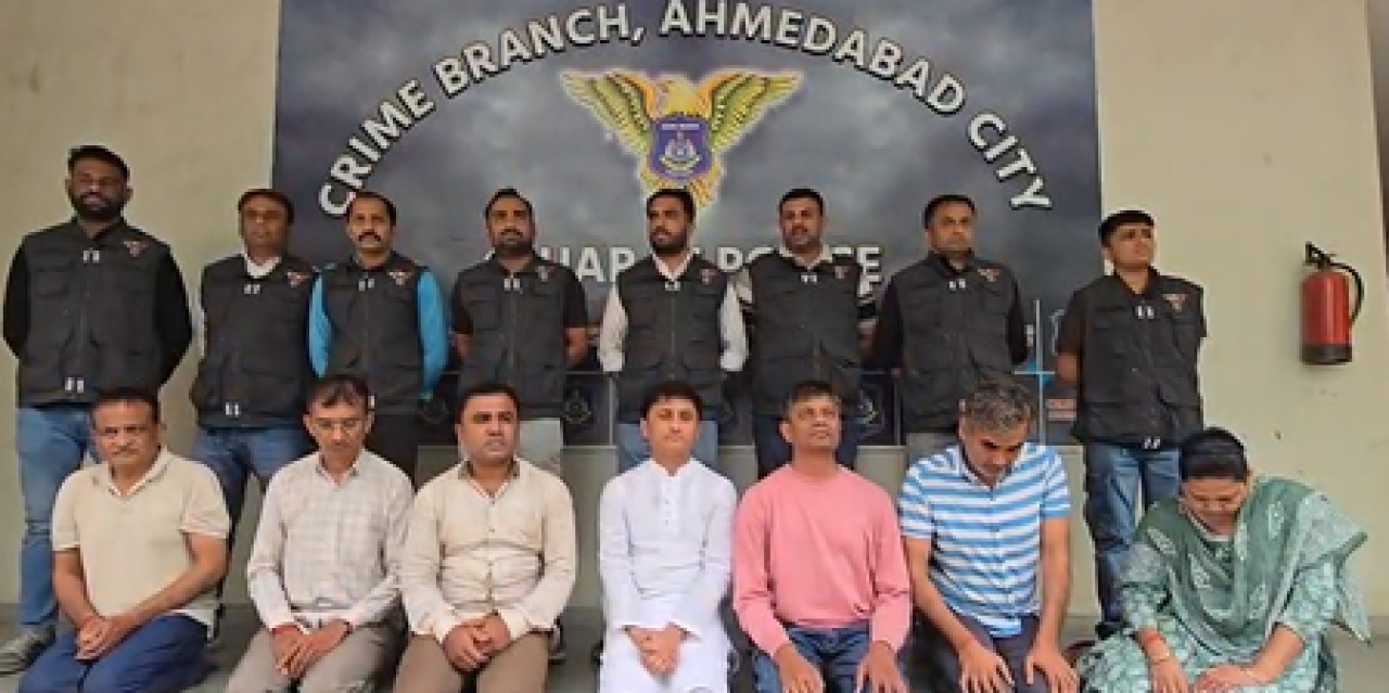 Major Fake Currency Racket Busted in Ahmedabad: ₹2.38 Crore Seized ...