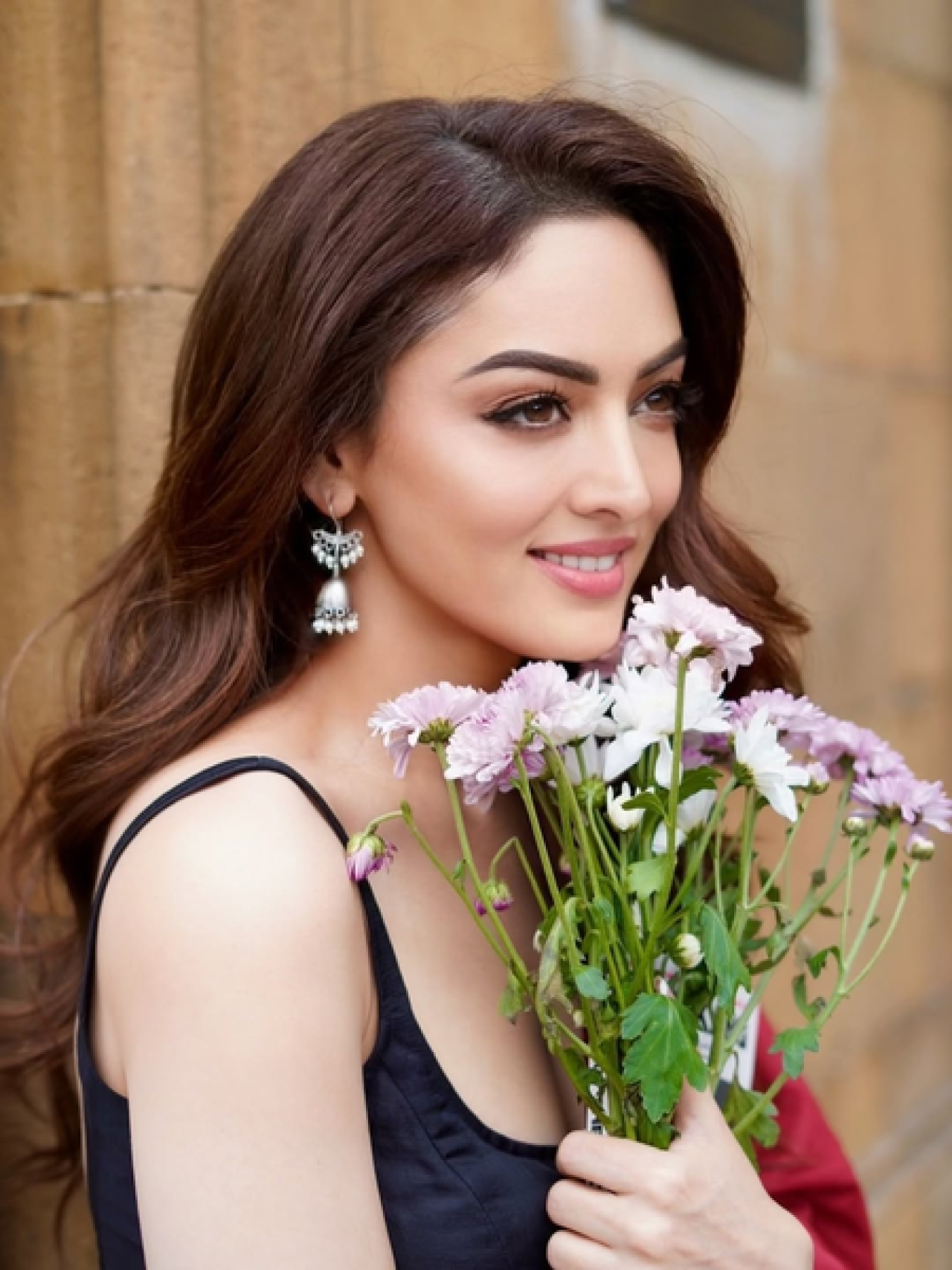 Sandipa Dhar Transforms Her Perspective with Neena Guptas Wisdom on the Set of Chumbak