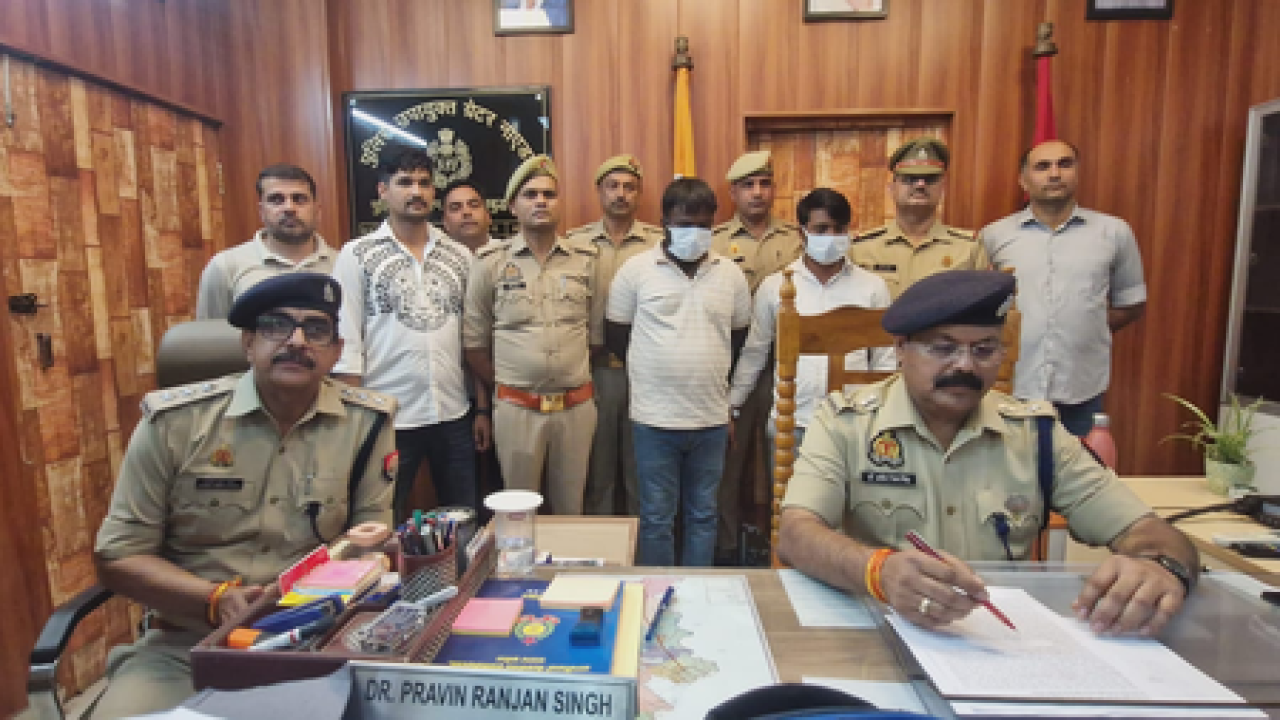 Two Notorious Burglars Arrested in Greater Noida, Millions in Jewelry Recovered