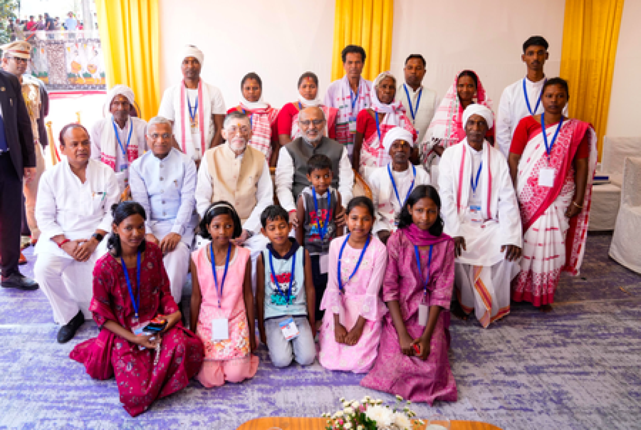 Vice President Visits Birsa Mundas Village in Jharkhand, Honors His Legacy