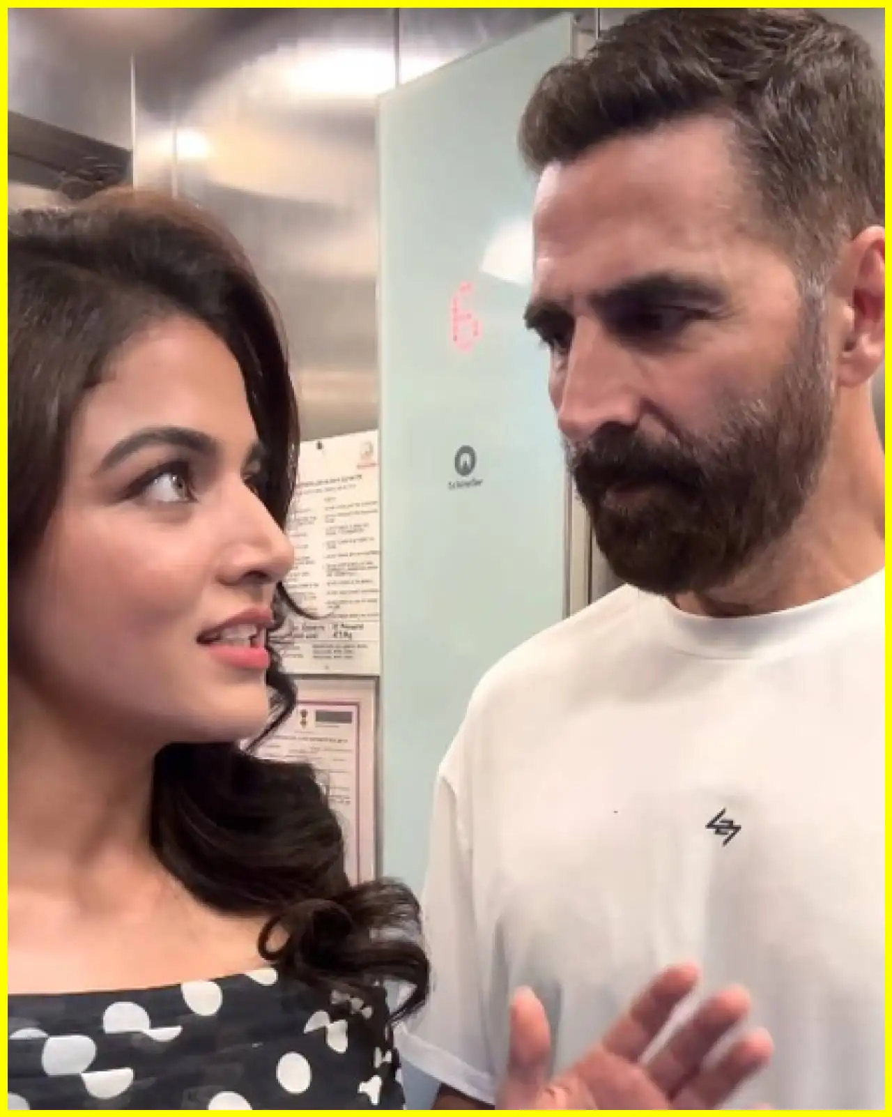 Akshay Kumars Hilarious Encounter with Vamika Gabbis Jokes