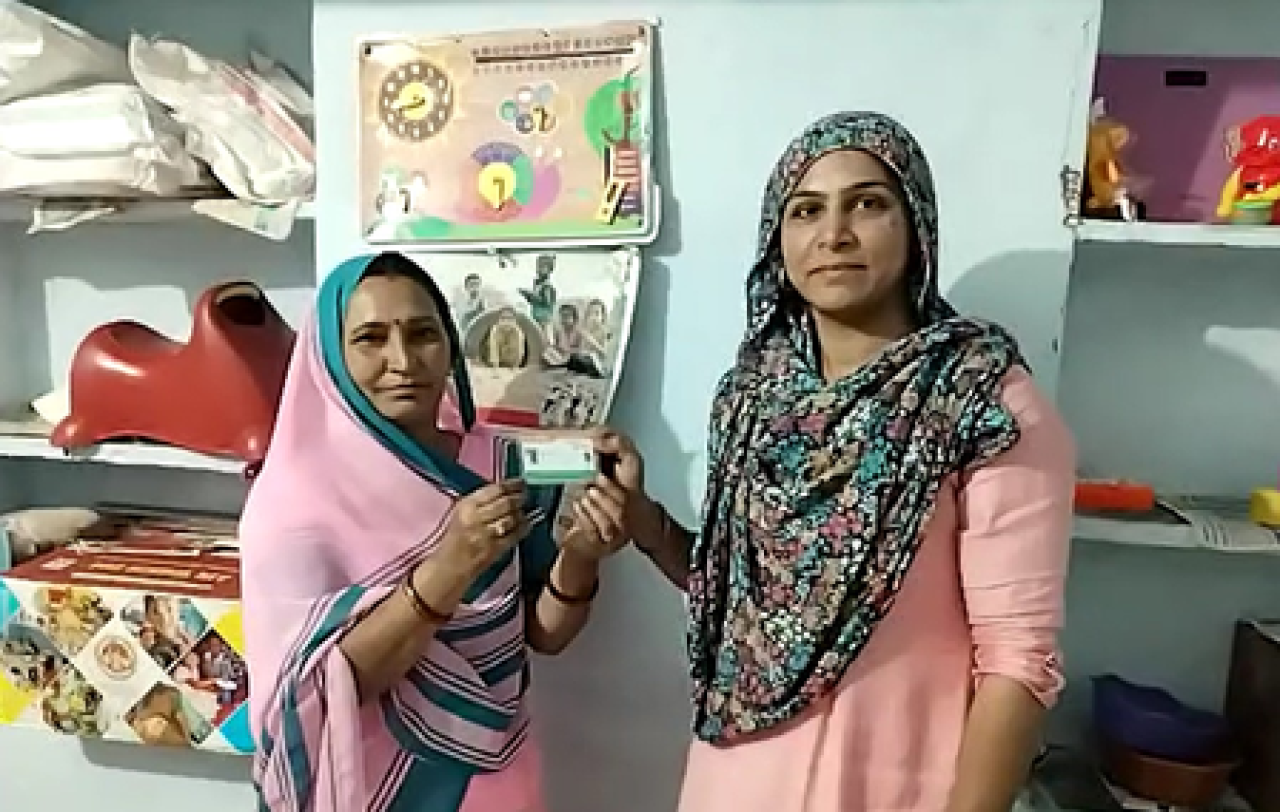 Ayushman Scheme Empowers Women Workers in Neemuch with Health Coverage