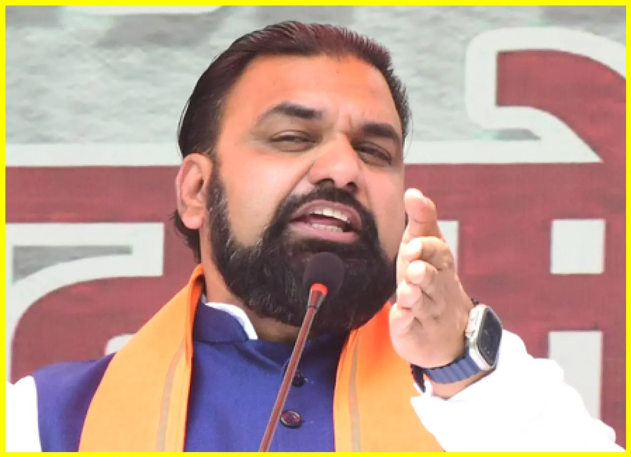 Bihar CM Assures Womens Empowerment Under PM Modis Leadership