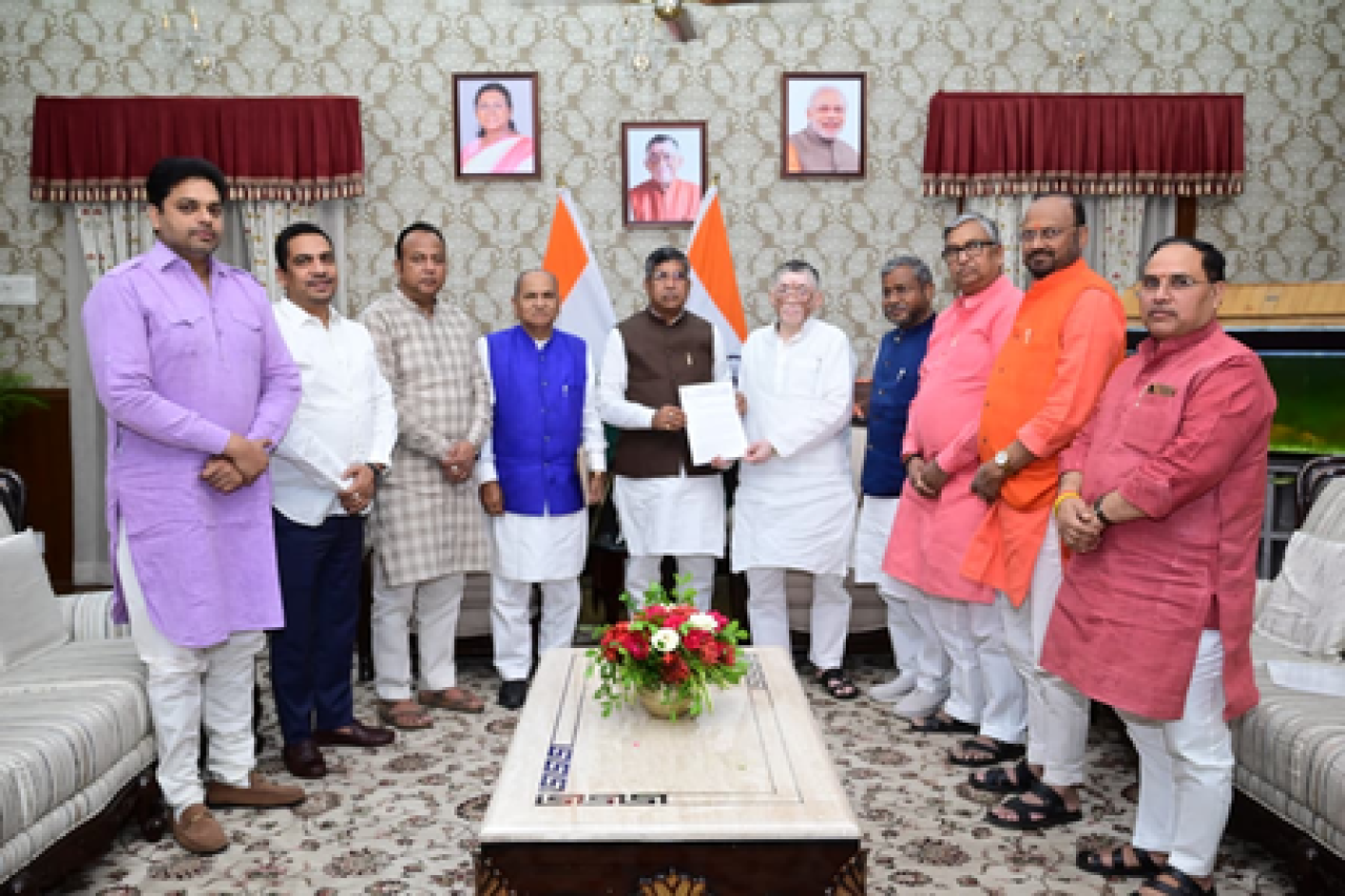 BJP Demands CBI Probe into Jharkhand Paper Leak Scandal