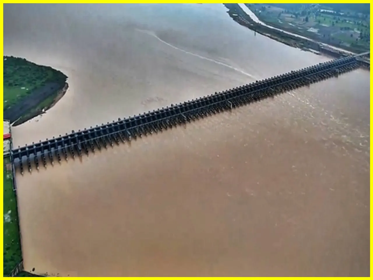 BRS Team Arrives in Delhi for Legal Consultation on Kaleshwaram Project Issues