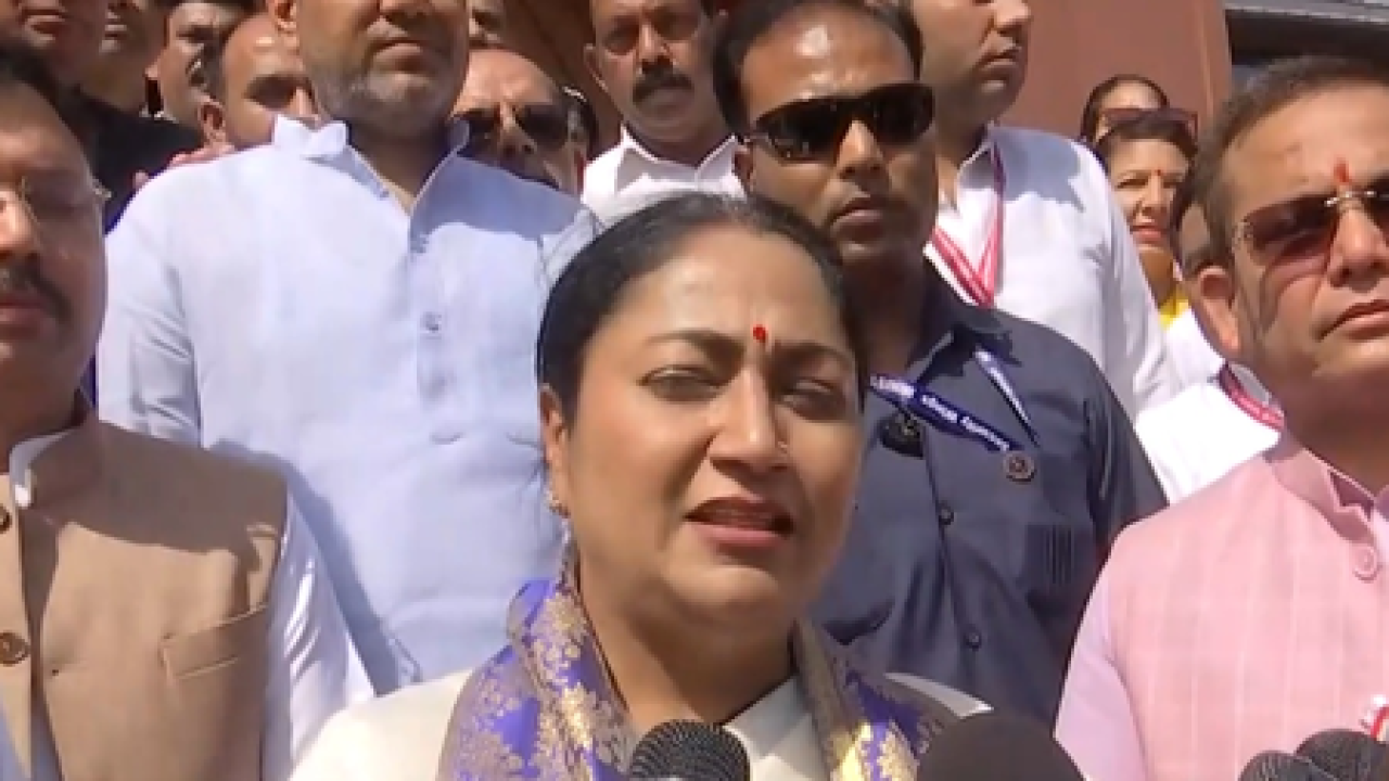 Delhi Chief Minister Honors Dr. B.R. Ambedkar on His 135th Birth Anniversary