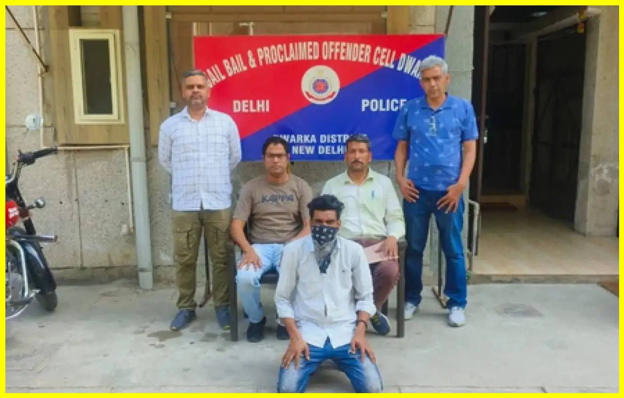 Delhi Police Arrests Fugitive in Theft Case