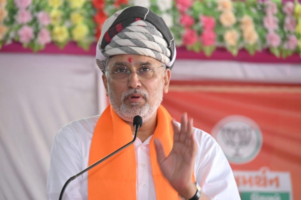 Gujarat BJP President Criticizes Rahul Gandhis Understanding of Rural Poverty