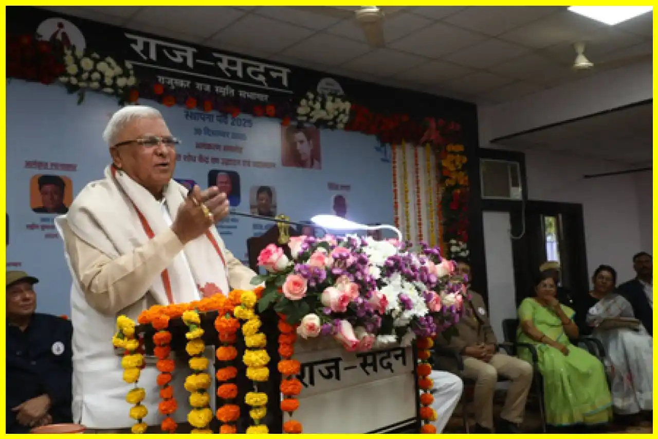 Madhya Pradesh Governor Urges Solutions for Social and Environmental Challenges