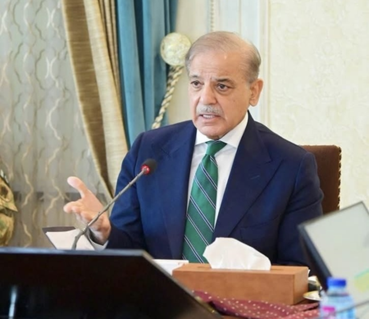 Pakistans PM Shahbaz Sharif to Visit Saudi Arabia, Turkey, and Qatar Following Failed US-Iran Talks
