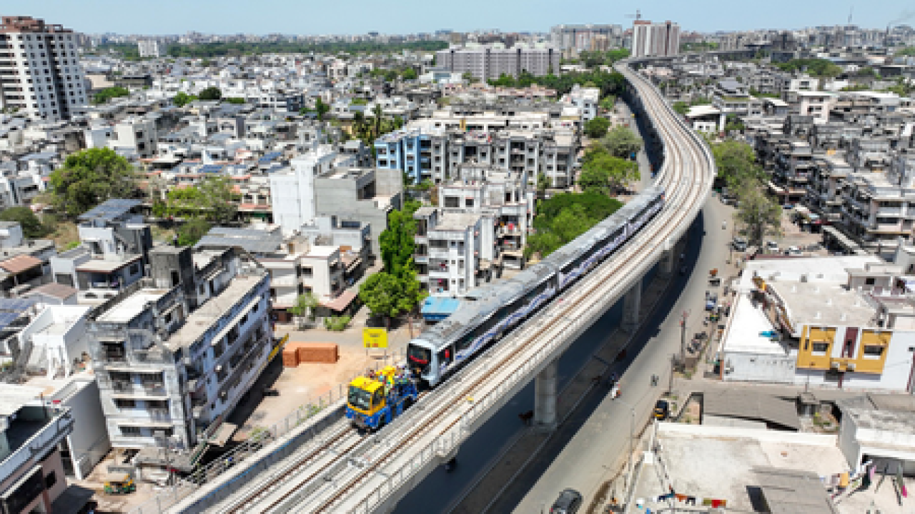 Testing Begins for Surat Metros Major Corridor, Enhancing Connectivity to Diamond Bourse