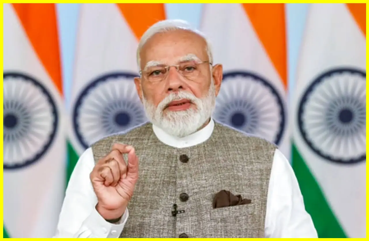 Tragic Road Accident in Gujarat Claims Six Lives, PM Modi Expresses Condolences