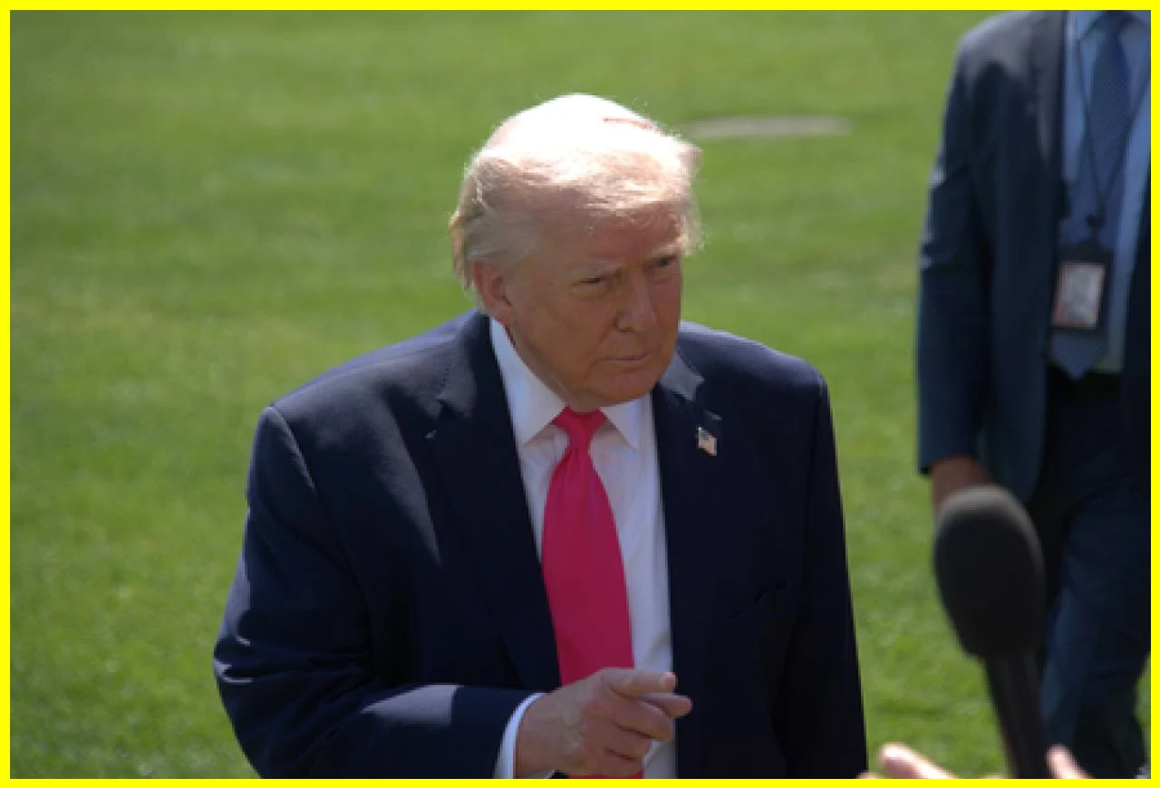 Trump Warns of Escalation as Iran Deal Stalemate Persists