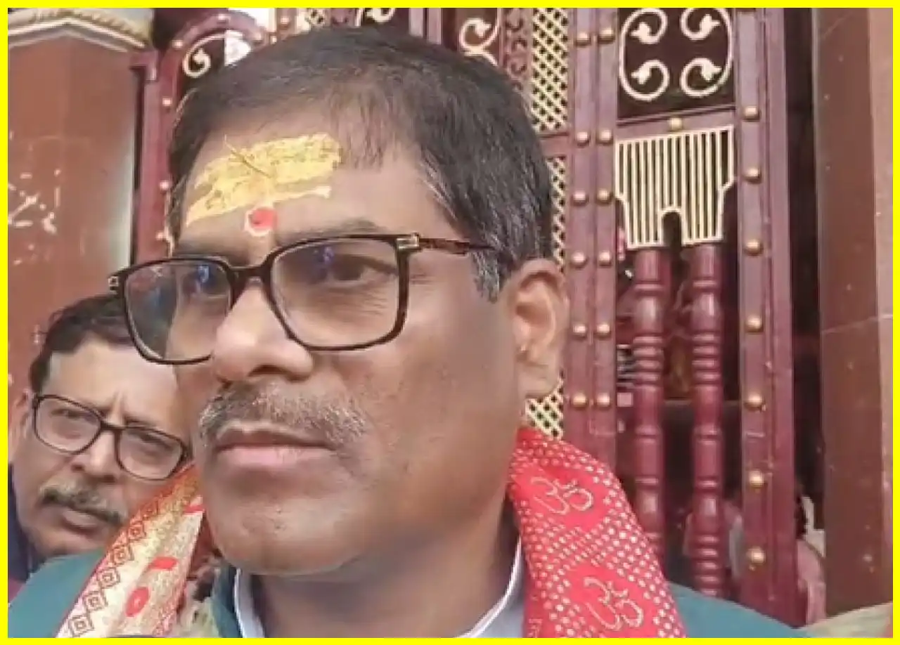 Bihar Minister Promod Chandravanshi Visits Baba Garibnath Dham, Issues ...