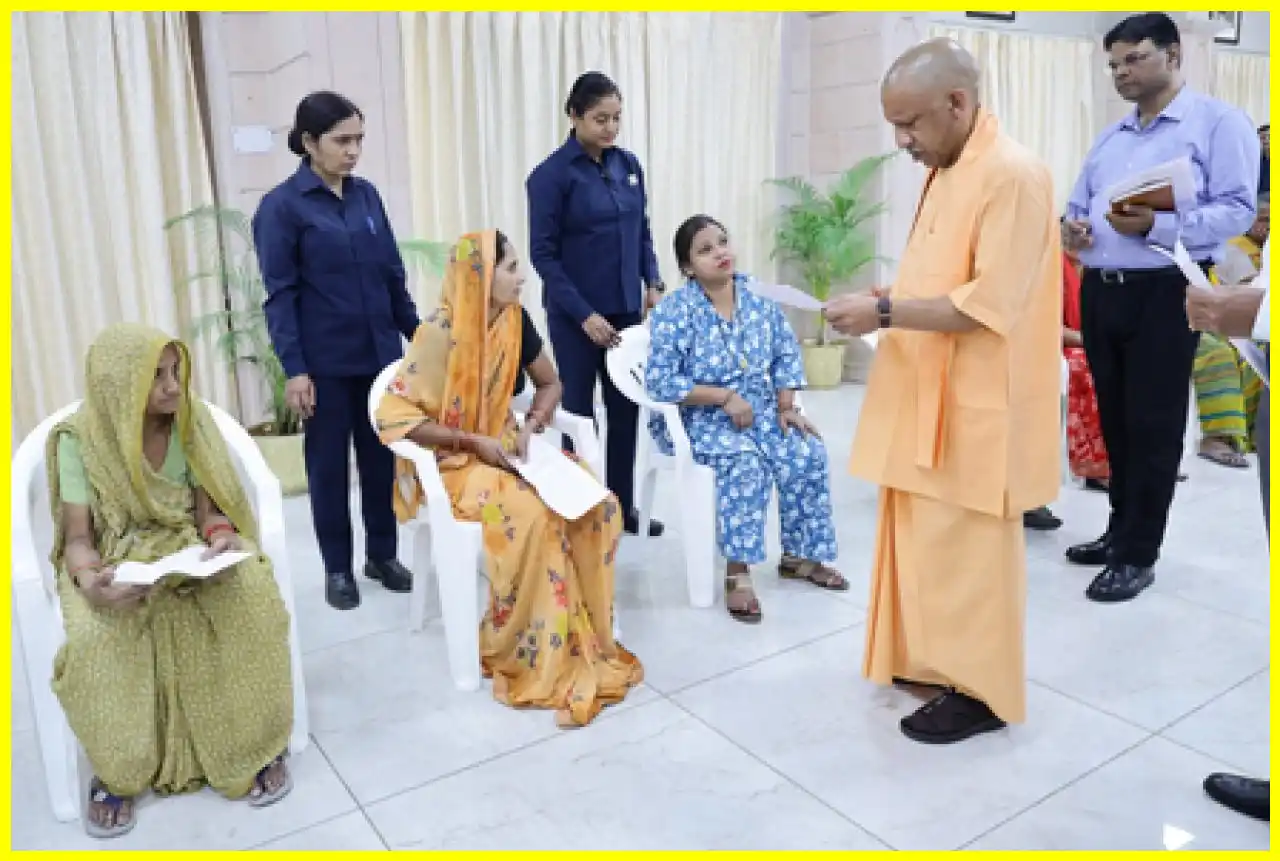 CM Yogi Listens to Public Grievances During Janata Darshan
