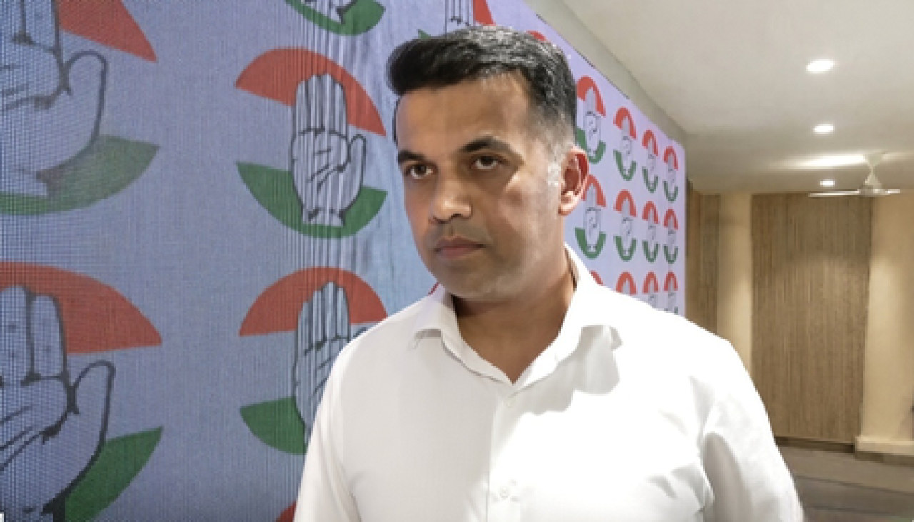 Congress Leaders Criticize Delhi Government Over Satya Niketan Incident